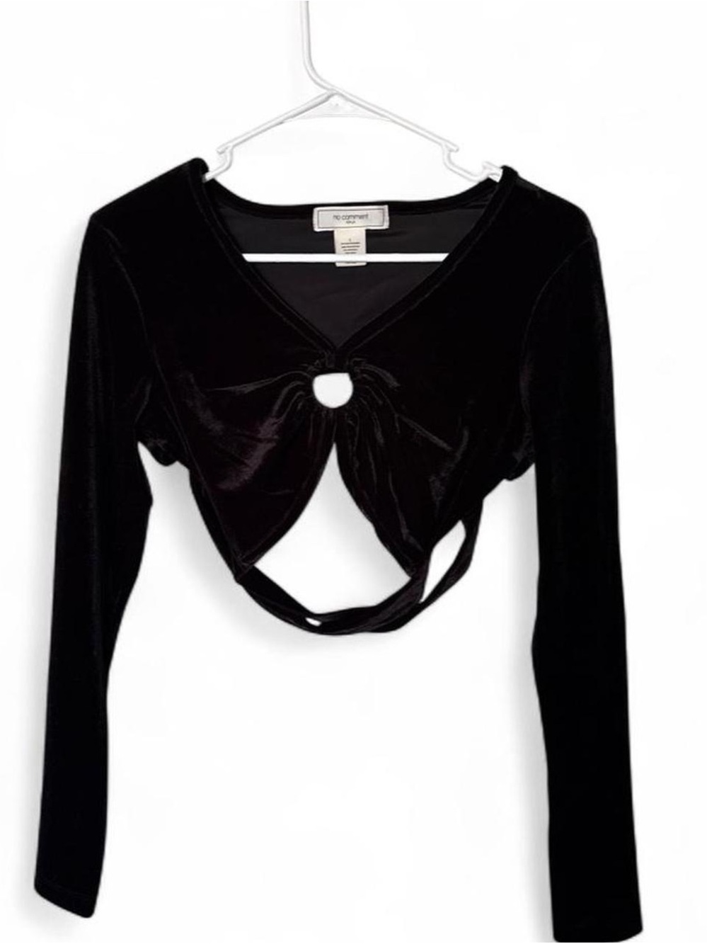 No Comment Black Velvet Long-Sleeve Crop Top w Keyhole and Straps Detail Large